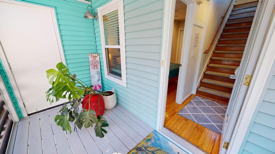 Flip Flop Casual House in Folly Beach
