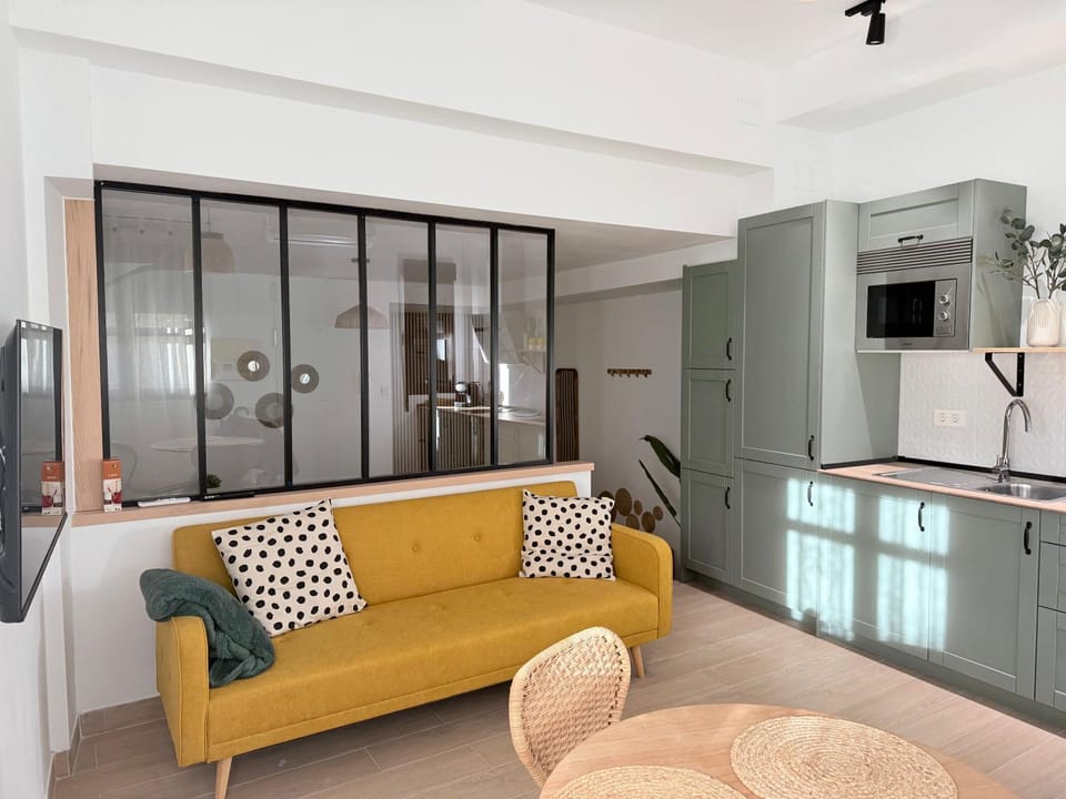 Apartamento junto a Hospital Real Apartment in Granada