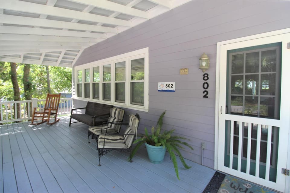 Folly Bungalow House in Folly Beach