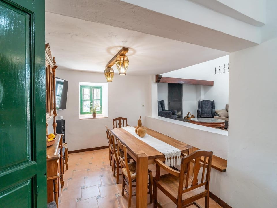 Property building, Dining area
