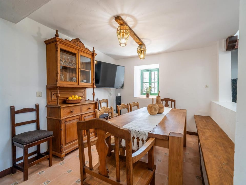 Property building, Dining area