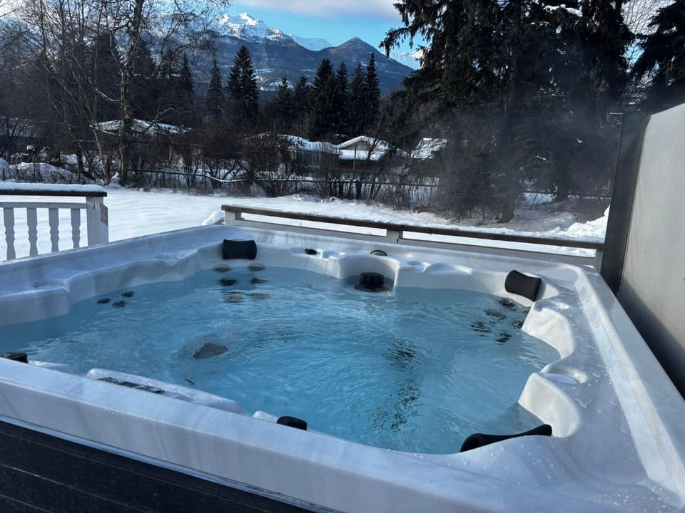 Natural landscape, Winter, Hot Tub, Mountain view