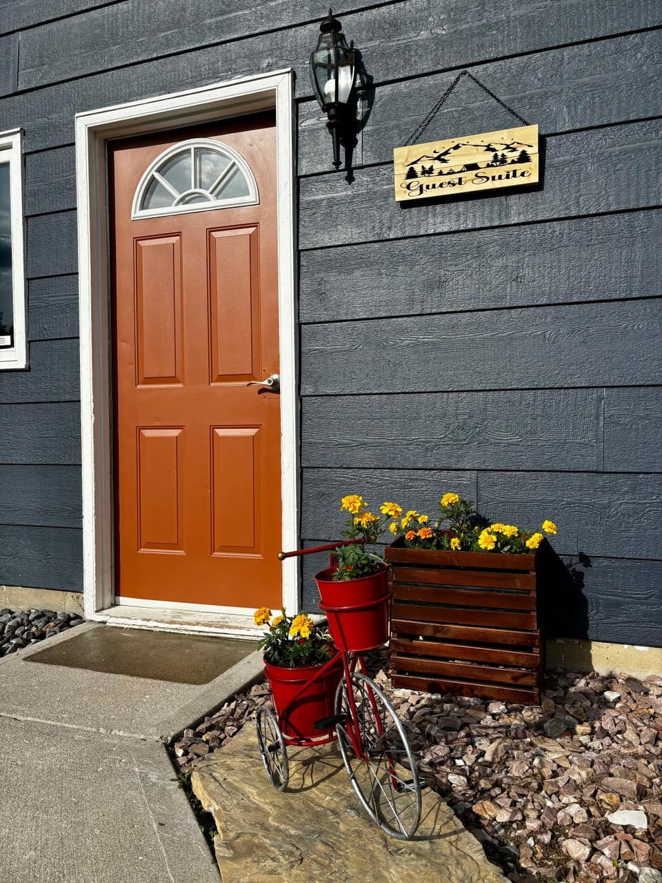 Property building, Facade/entrance