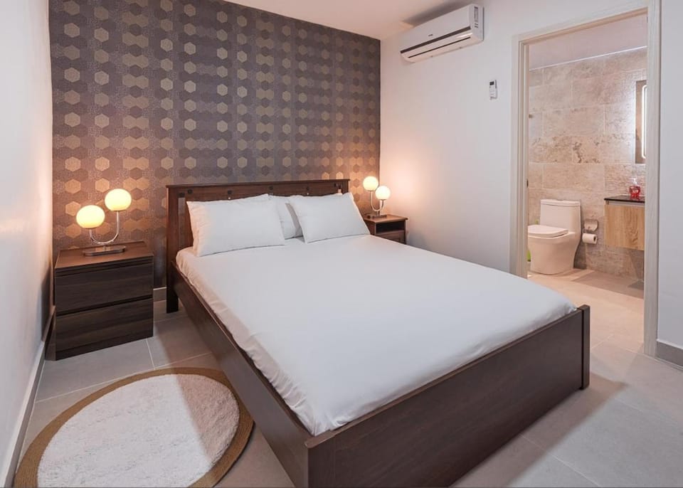 Bed, Bedroom, air conditioner