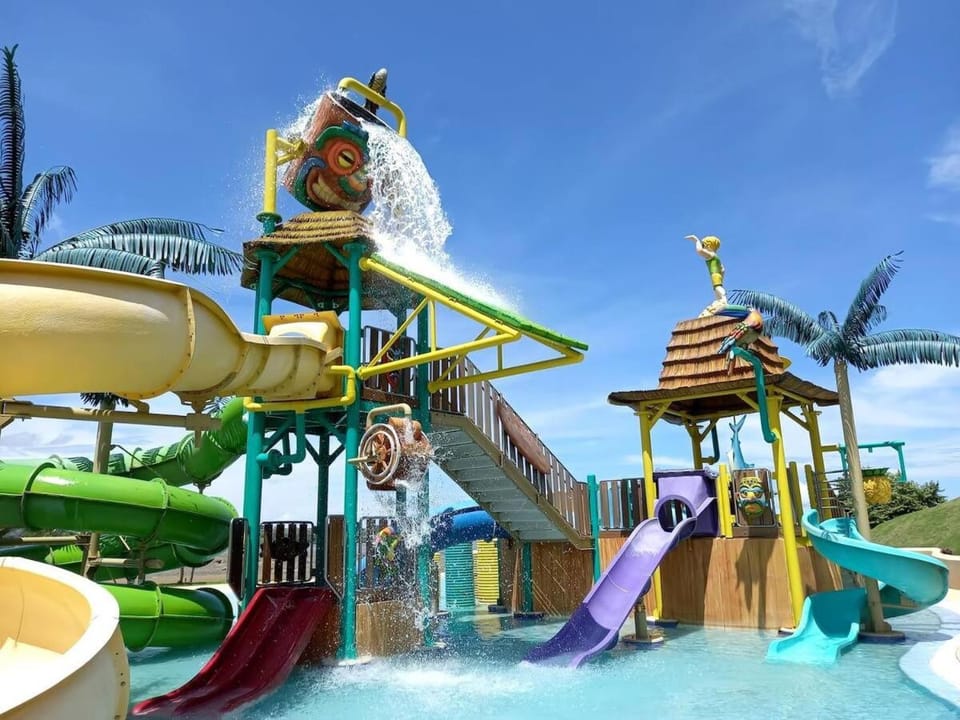 Children play ground, Aqua park, Swimming pool