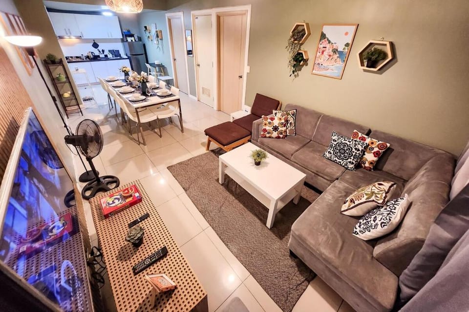 Amazing City View 2br apartment in Makati - 70sqm Apartment in Makati