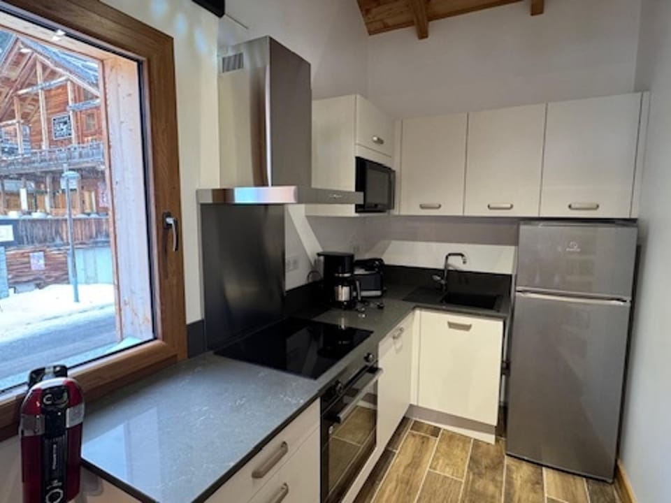 Superbe duplex style refuge avec parking pour 5 pers - FR-1-445-216 Apartment in Montgenèvre