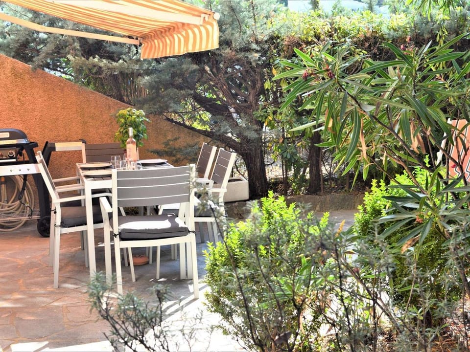 Appartement 2P Climatisé avec Jardin et Parking près de la Mer - FR-1-226B-223 Apartment in Cavalaire-sur-Mer