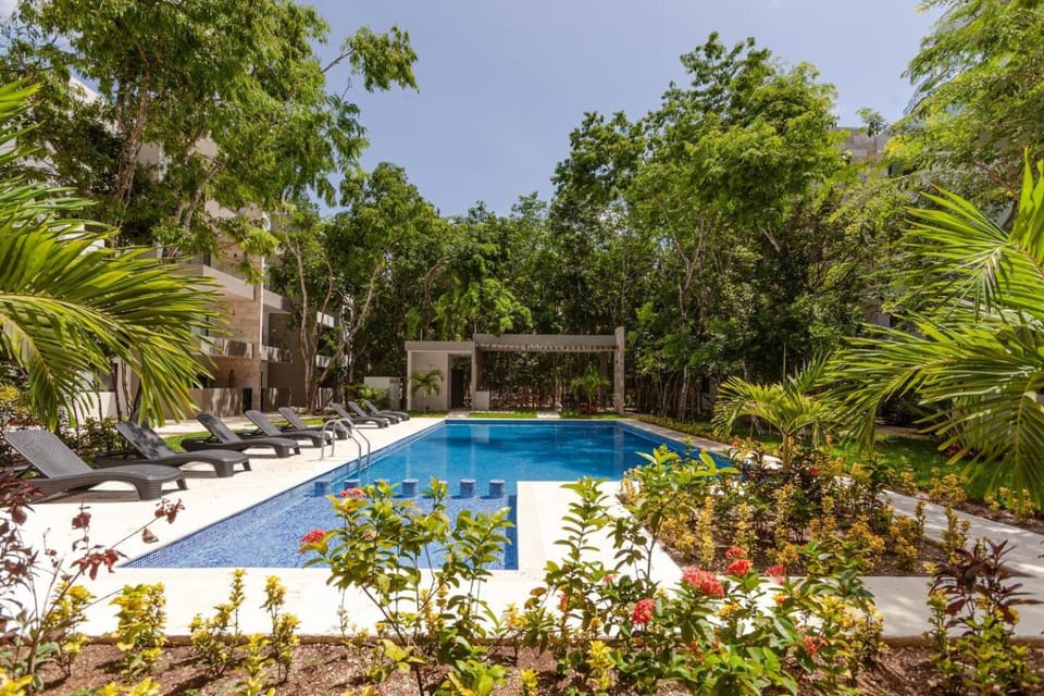 Selvanova Coto8 10min Beach,Gyms,Pools,WIFI 200MB House in Playa del Carmen