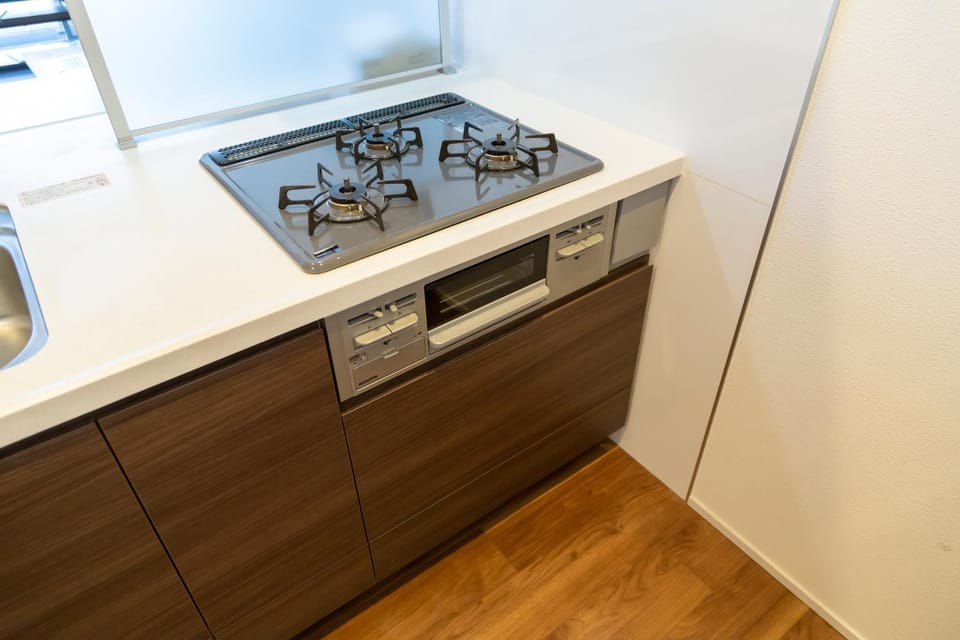 Kitchen or kitchenette, stove