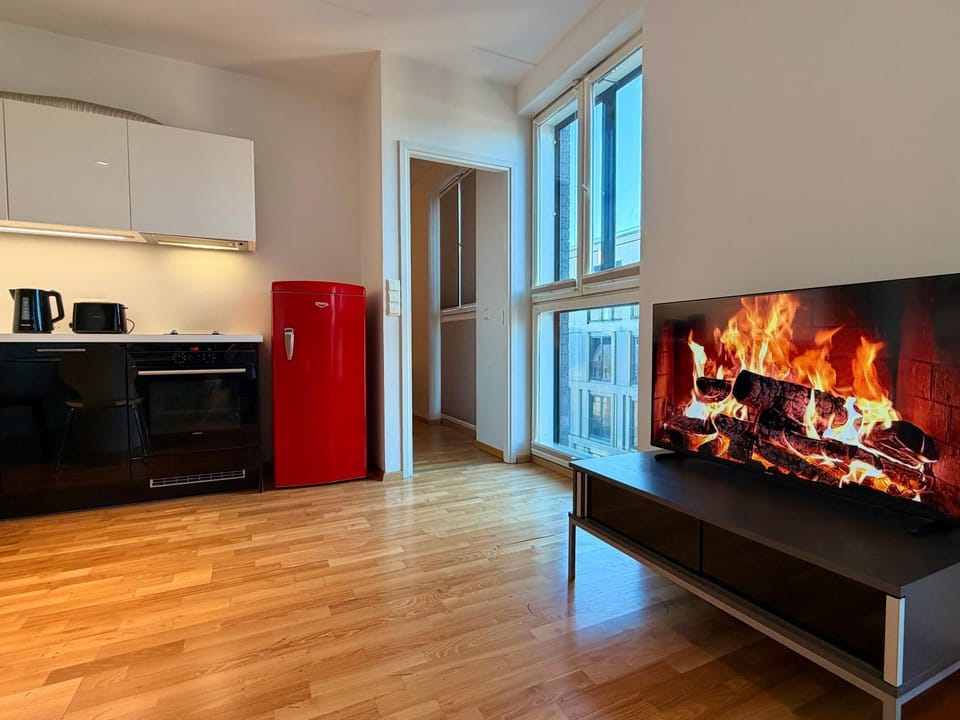 TV and multimedia, Kitchen or kitchenette, kitchen, kitchen