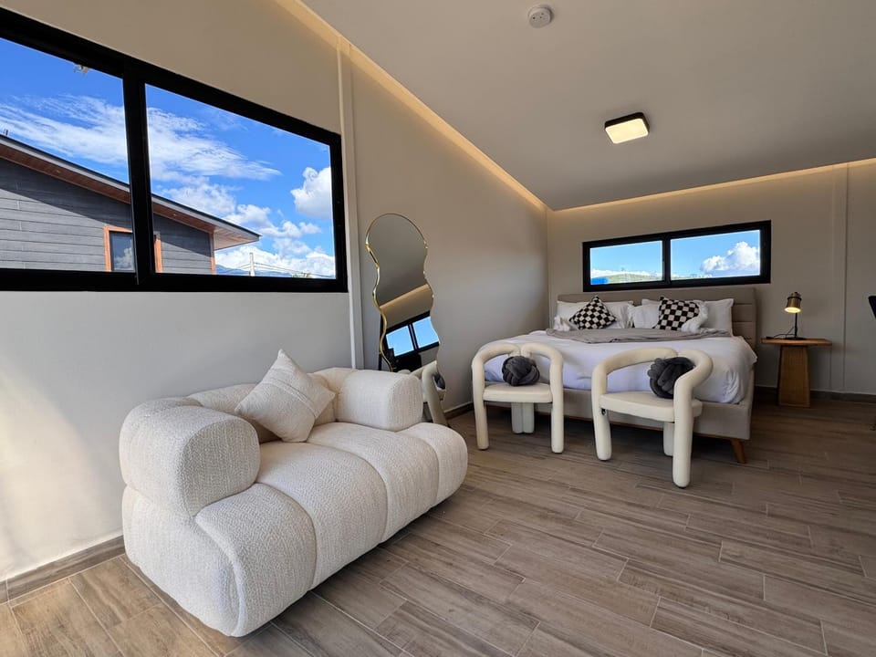 Living room, Bedroom