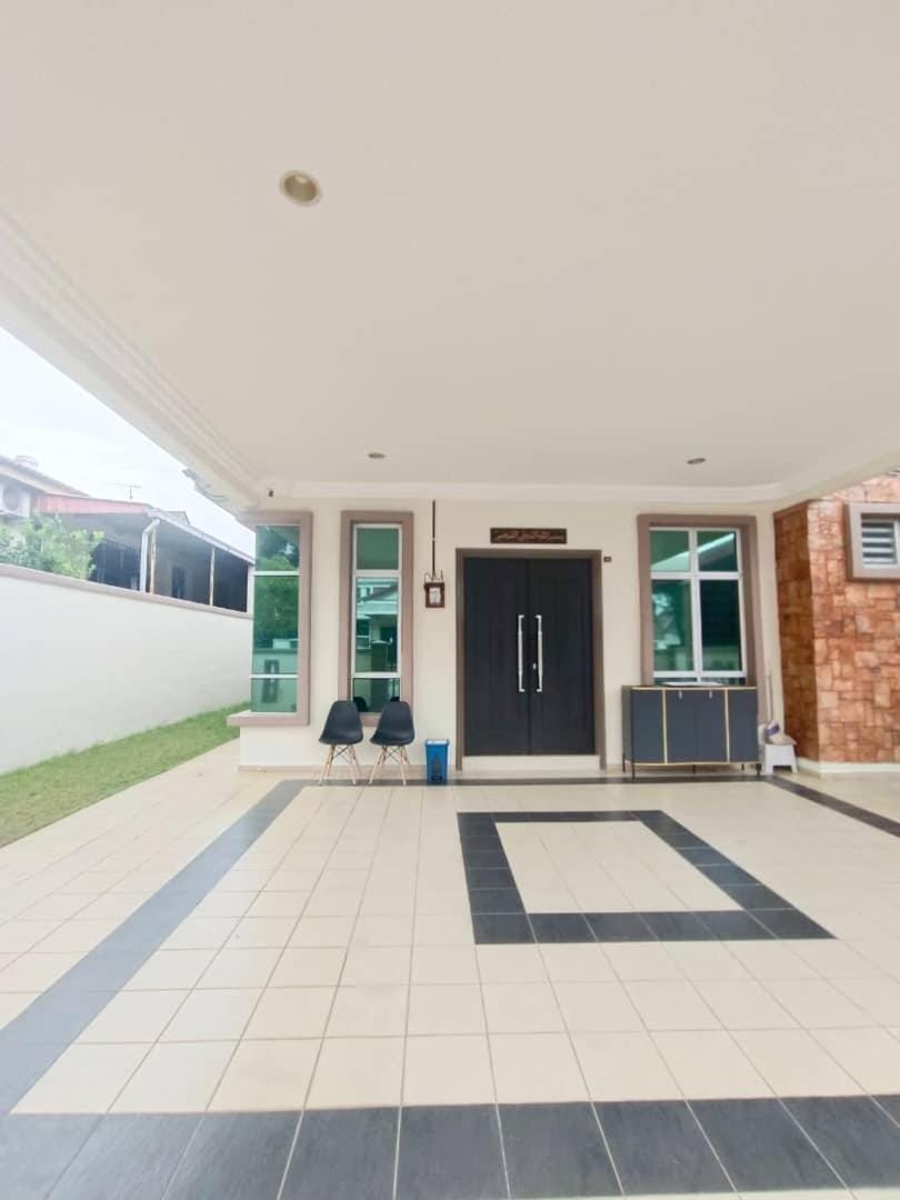 Aisy Q Homestay Musliim House in Malacca