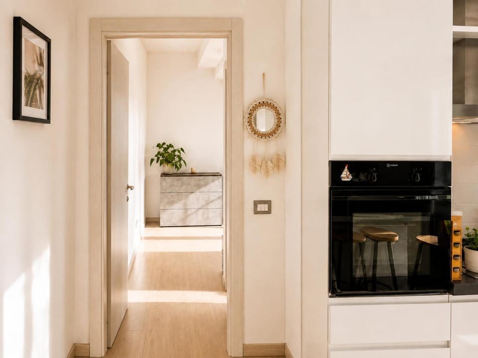 Living room, oven