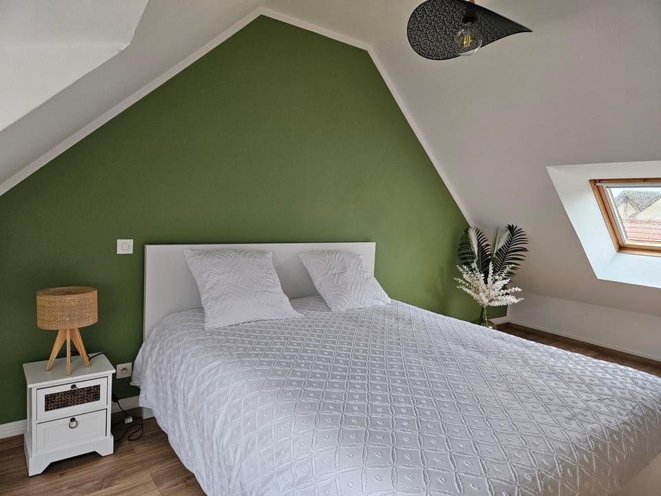 L'identique Apartment in Bourgogne-Franche-Comté