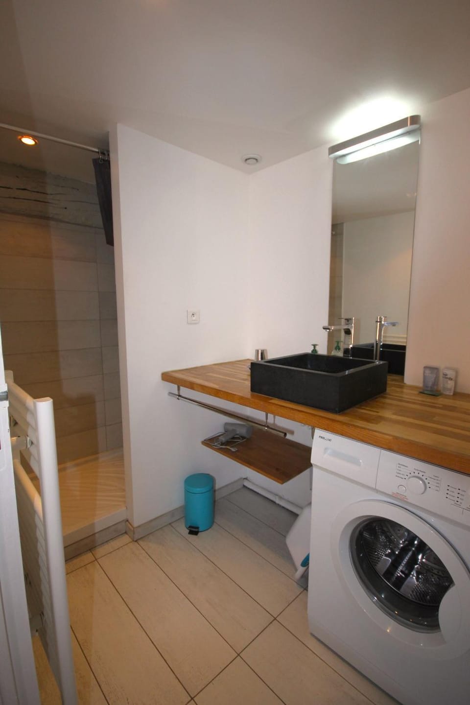 Shower, washing machine