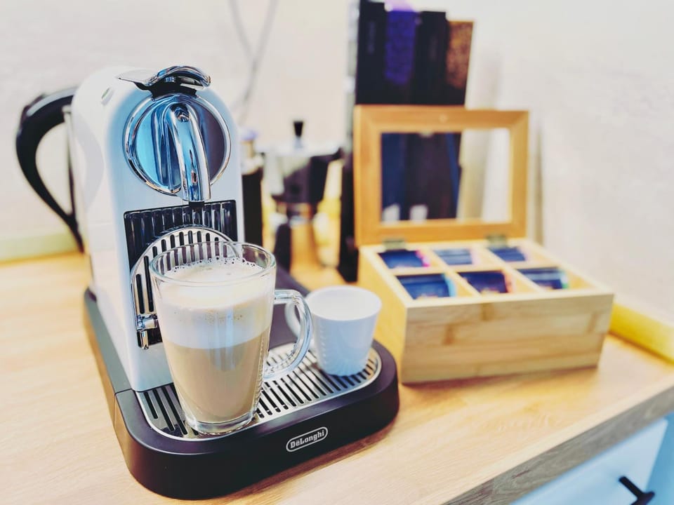 Coffee/tea facilities, Kitchen or kitchenette