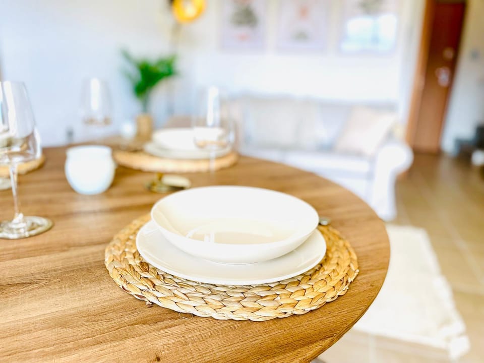 Food and drinks, Dining area