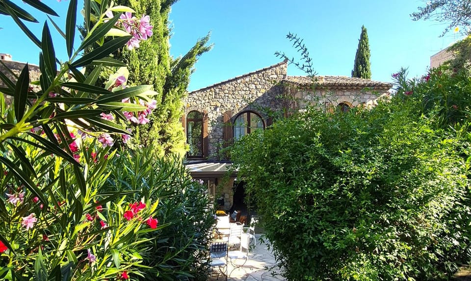 Property building, Garden, Garden view