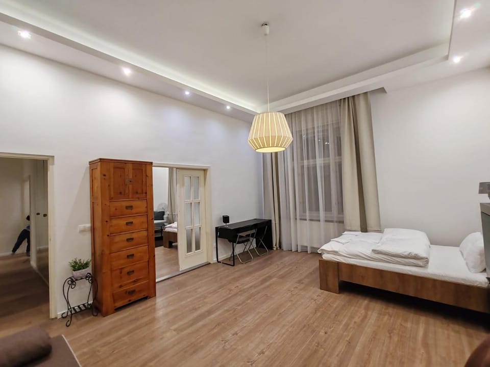 Danube 3 bedrooms Apartment in Budapest