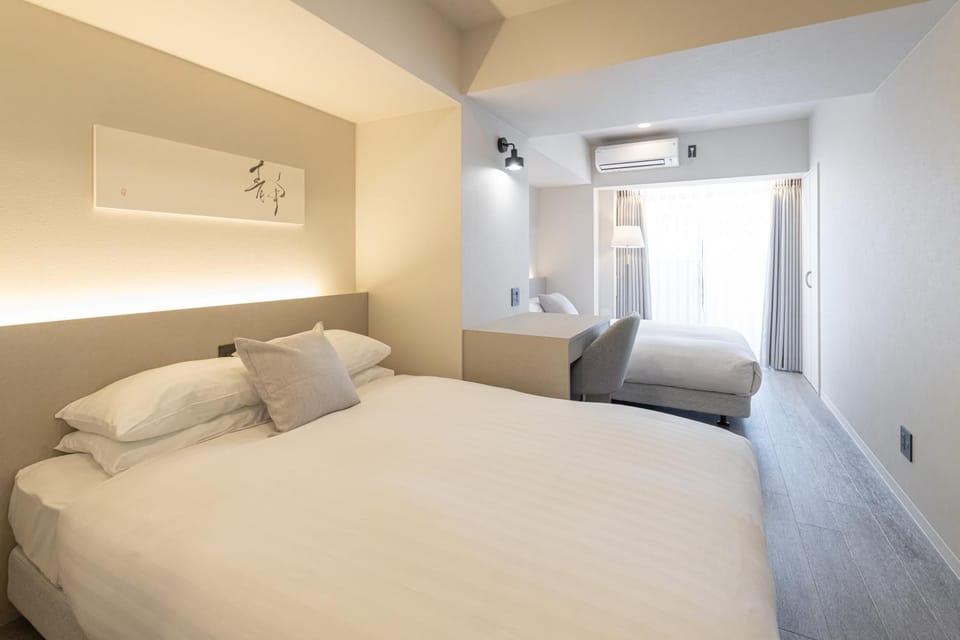 Bed, Bedroom, air conditioner