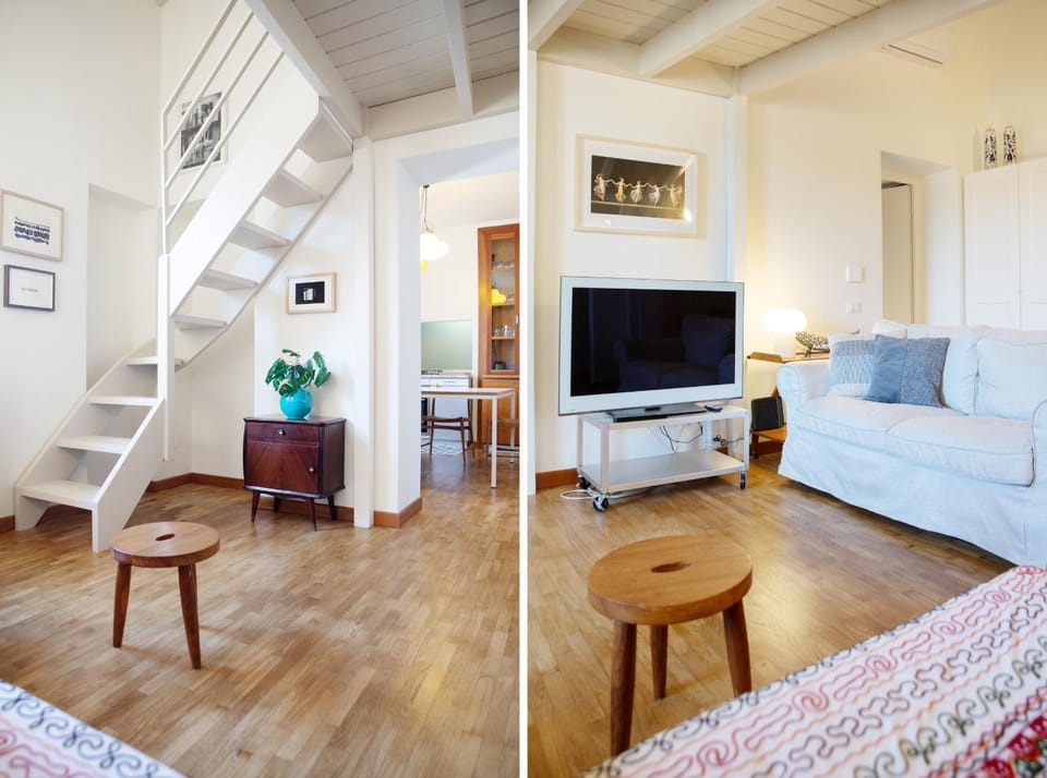 Communal lounge/ TV room, Living room