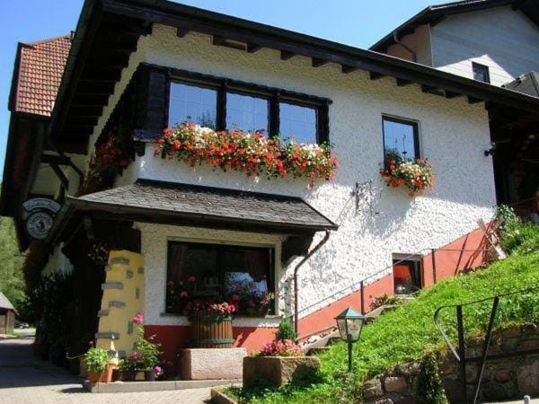 Landgasthof Zuwälder Stüble Bed and Breakfast in Ortenau