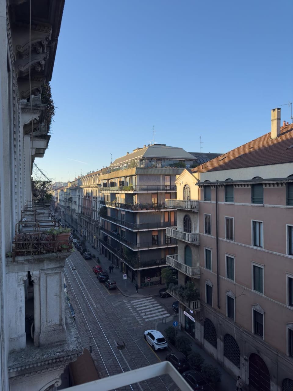 Neighbourhood, City view, Street view, Location