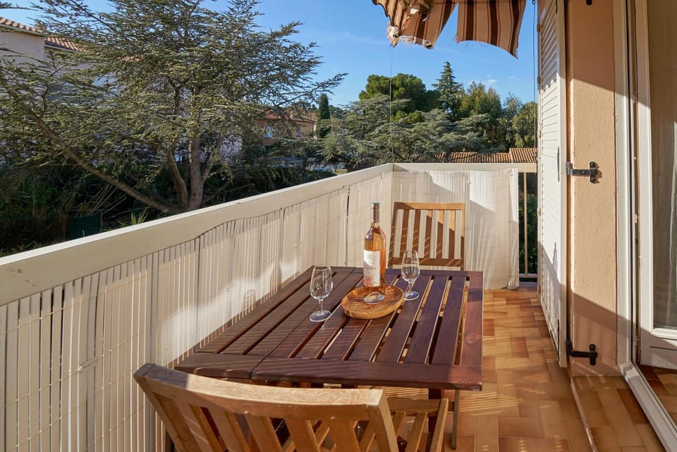 Day, View (from property/room), Balcony/Terrace, Dining area