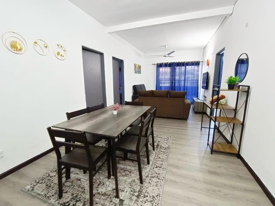 IRDINA HomestayMuslim's 2 at Emerald Avenue Brinchang Centrum Apartment in Brinchang