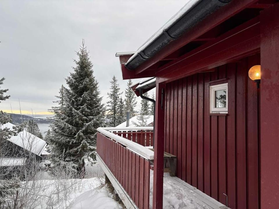 Property building, Winter