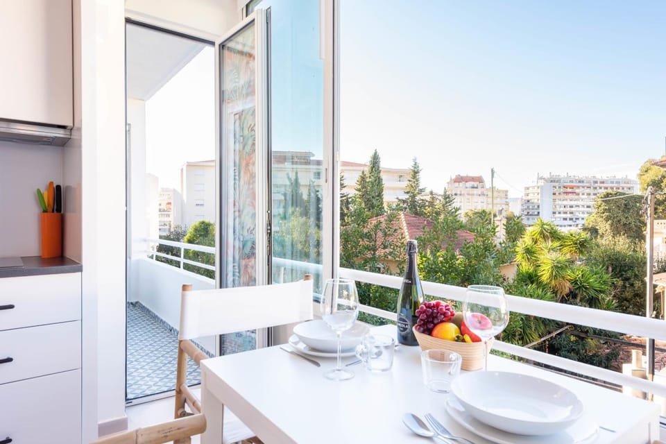 View (from property/room), Dining area