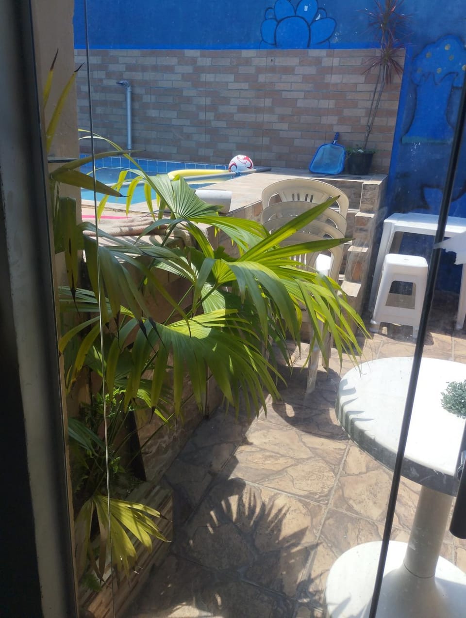 Alugo casa com piscina House in State of São Paulo