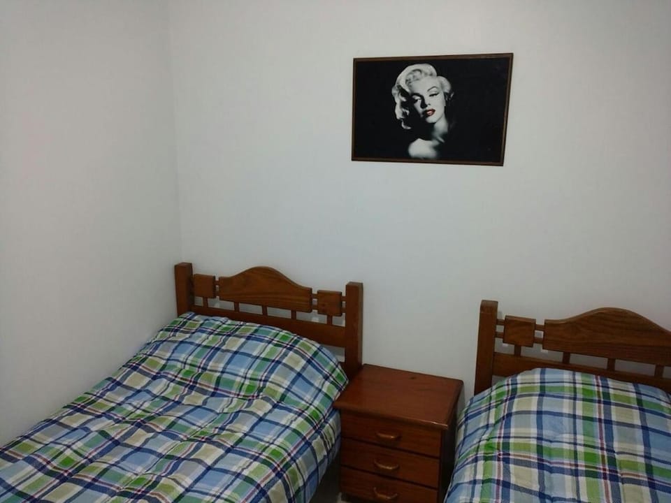 Apartamento confortável 03 quartos - Edifício Príncipe de Gales, Alto do Setor Bueno Apartment in Goiania