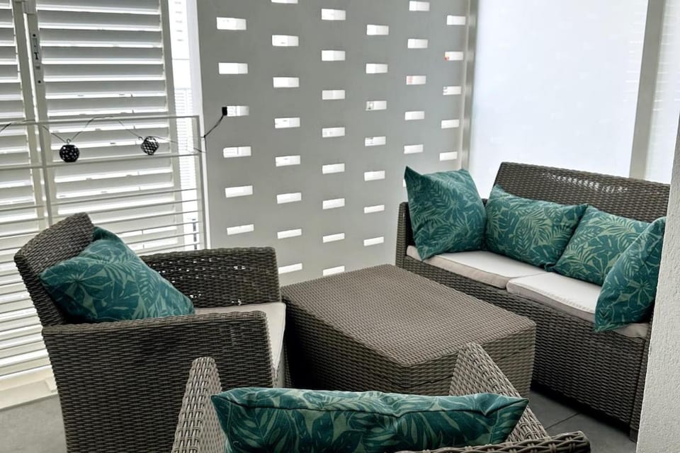 Balcony/Terrace, Living room