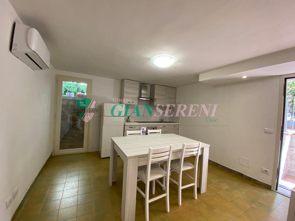 TV and multimedia, Kitchen or kitchenette, Dining area, air conditioner