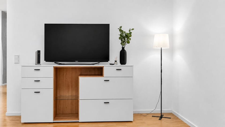 TV and multimedia, Evening entertainment
