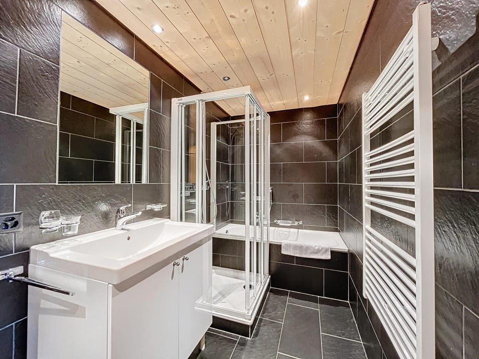 Shower, Bathroom, Bath