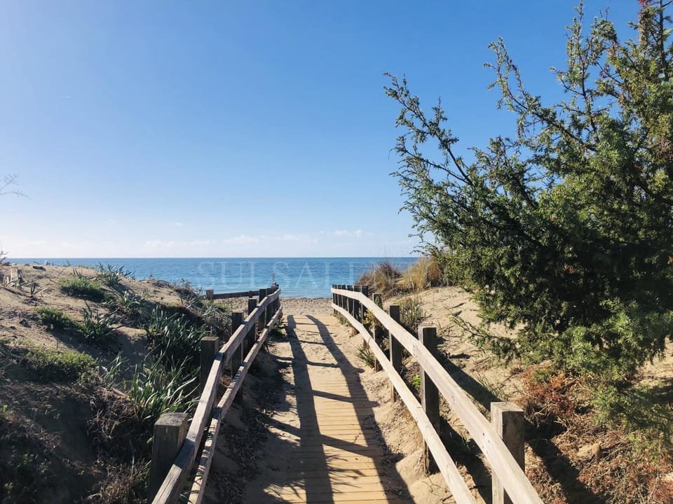 Nearby landmark, Beach