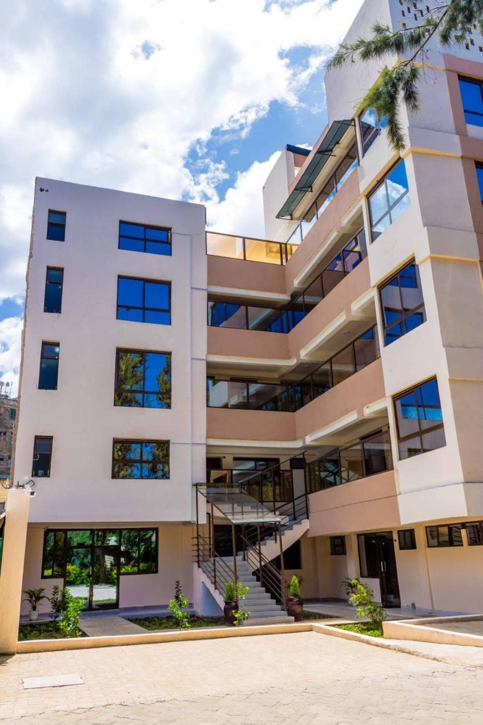 Pine 2 bedroom apartment with a pool Apartment in Kenya