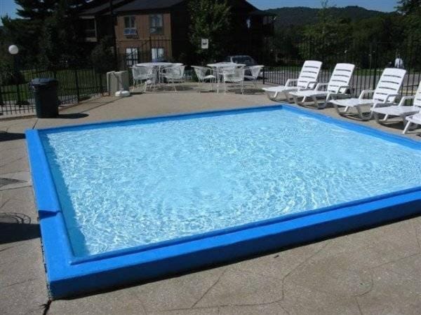 Pool view, sunbed