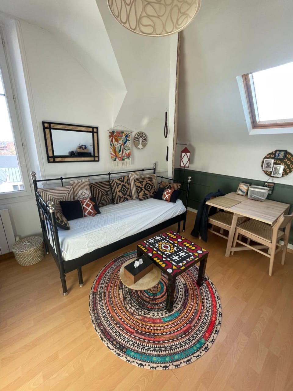 Un cocon au Presbytère avec place de parking voiture gratuite Apartment in Caen