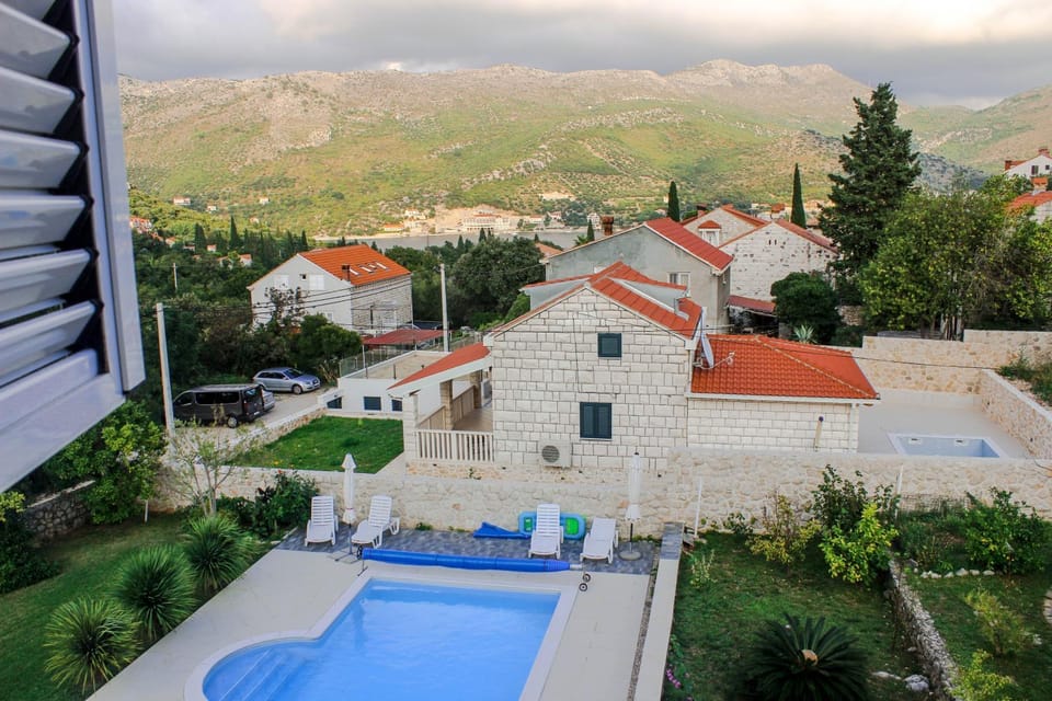 Natural landscape, Balcony/Terrace, Pool view, Swimming pool