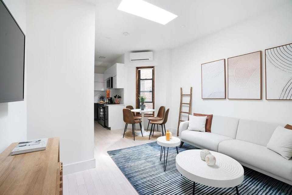 48-5RW 1BR Apartment in Midtown West W&D Apartment in Midtown