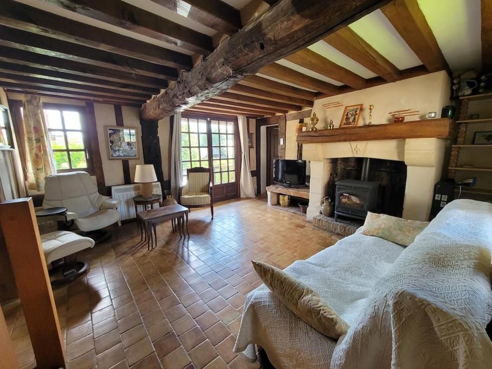 Authentique Maison Normande de village Chalet in Normandy