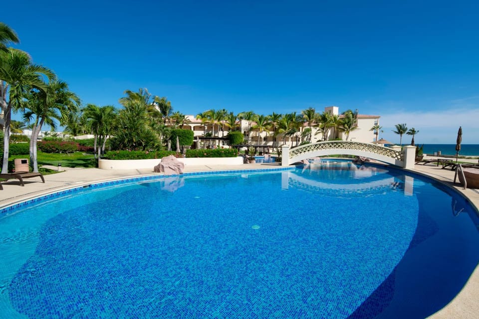 Natural landscape, Sea view, Swimming pool