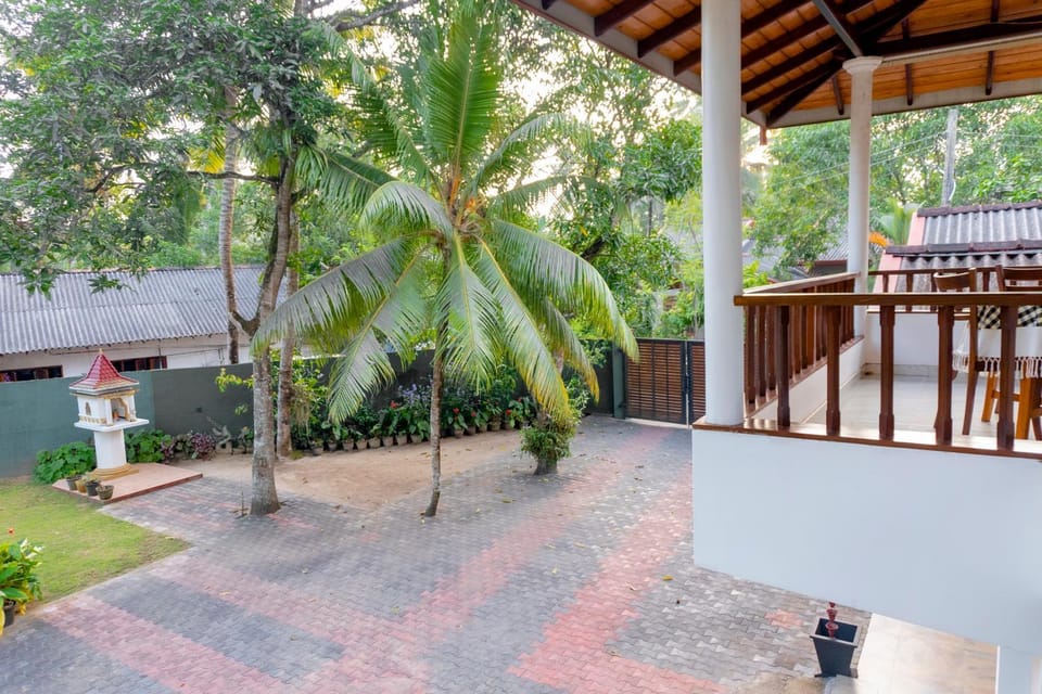 Balcony/Terrace, Garden view
