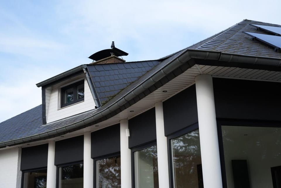 Property building, Facade/entrance