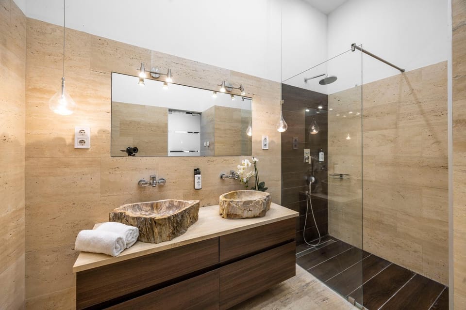 Shower, Bathroom, towels