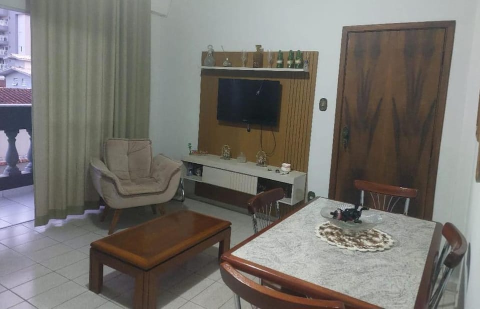 Apartamento aconchegante no centro de Ubatuba Apartment in Ubatuba